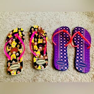 2 pairs of Havaianas flops sizes 9/10 and 11